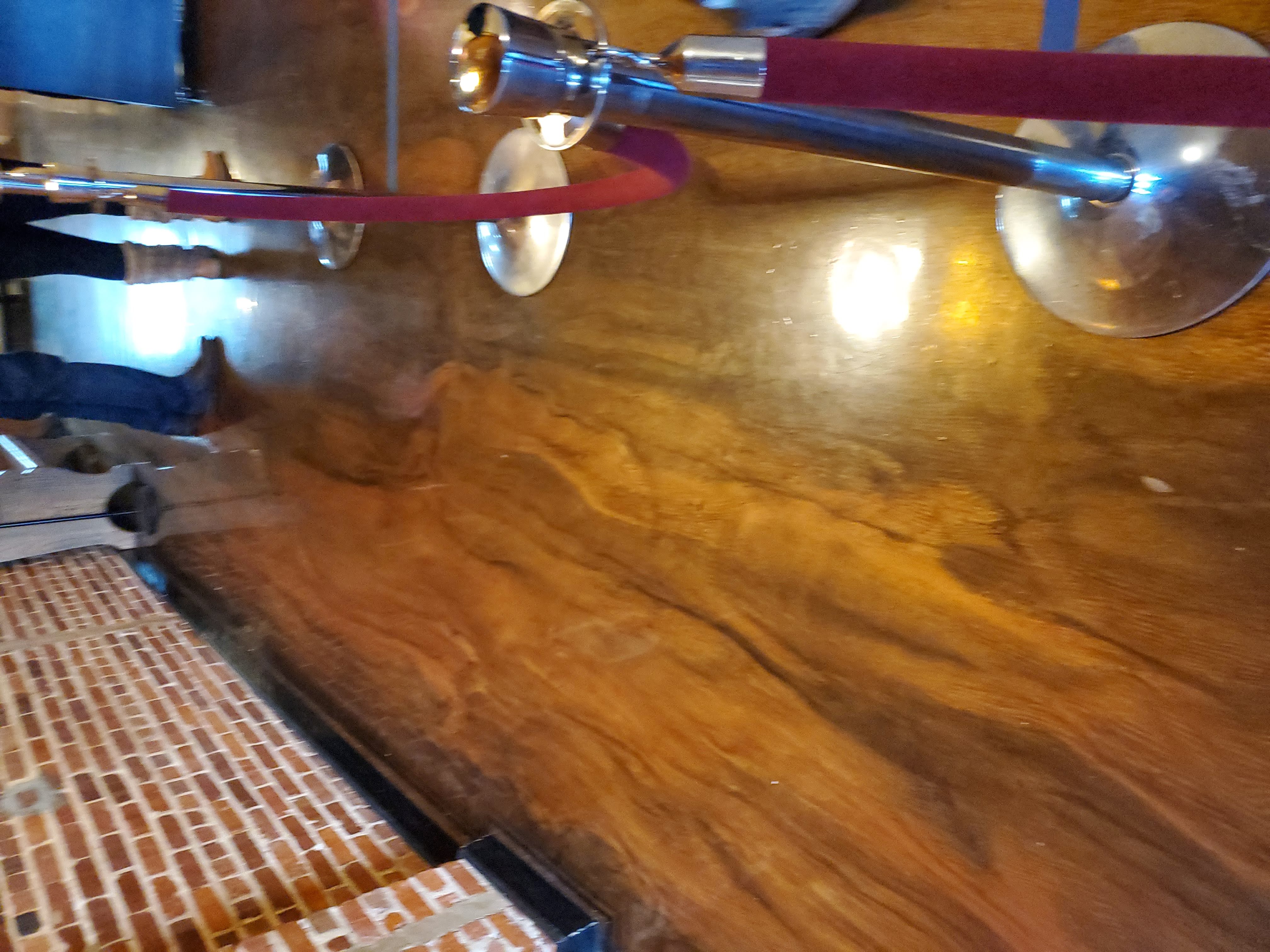 Wood grain epoxy finish in restaurant bar area